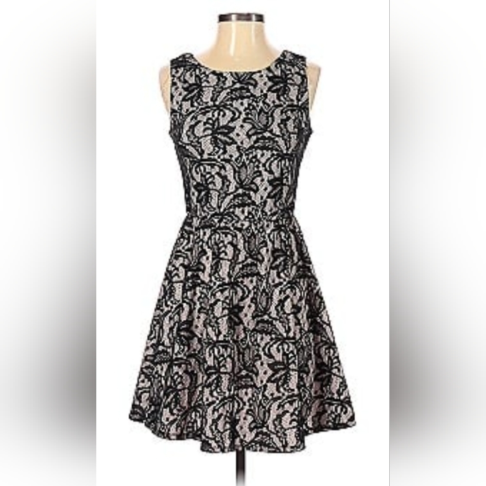5/$25. Heart Soul Dress Black Lace with Beige lining